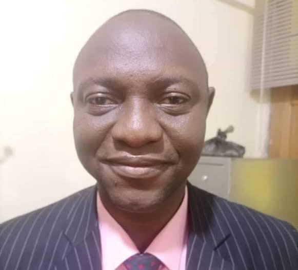 Christmas: Ondo HoS, Ogundele felicitates workers, lauds Akeredolu for duty allowance