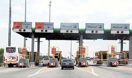 FG okays re-opening of Seme border for vehicle importation