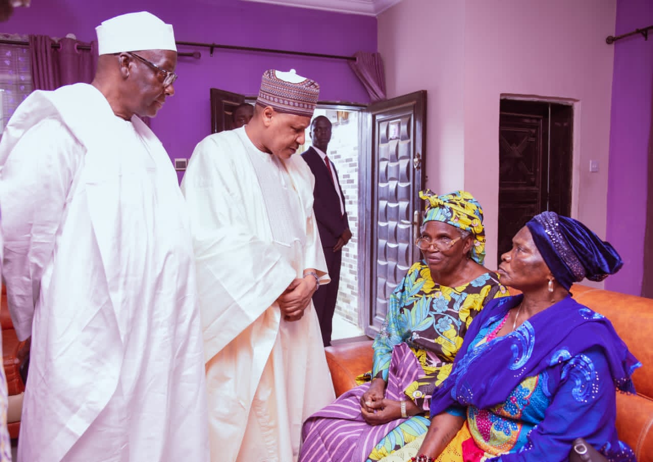 Akinkunmi, late designer of Nigerian Flag an iconic individual – Information Minister