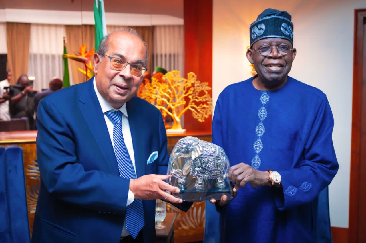 Tinubu arrives India, meets Hinduja Group Chairman