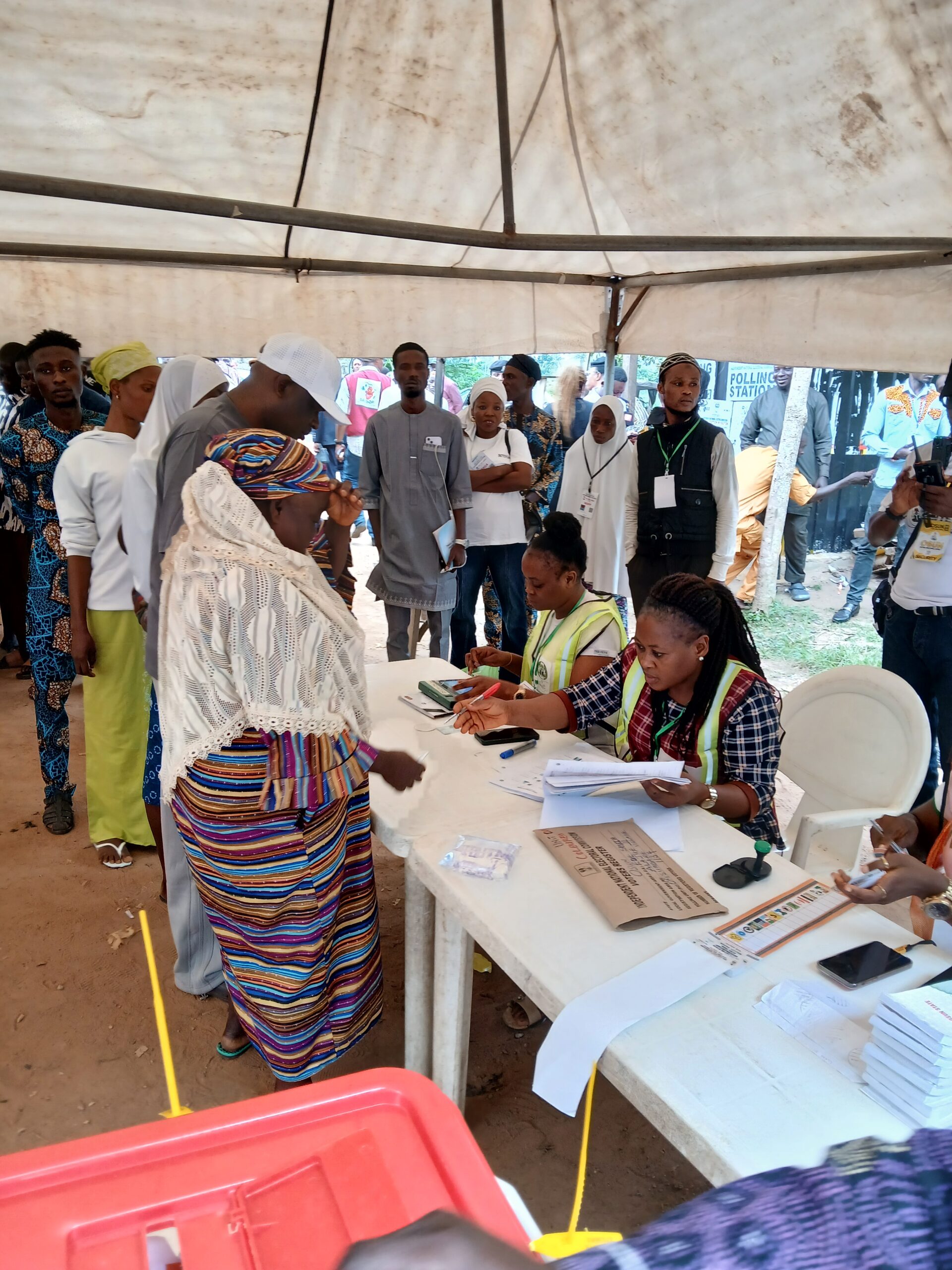 Osun Poll: Accord, APC supporters express confidence as voters turn out in Ede