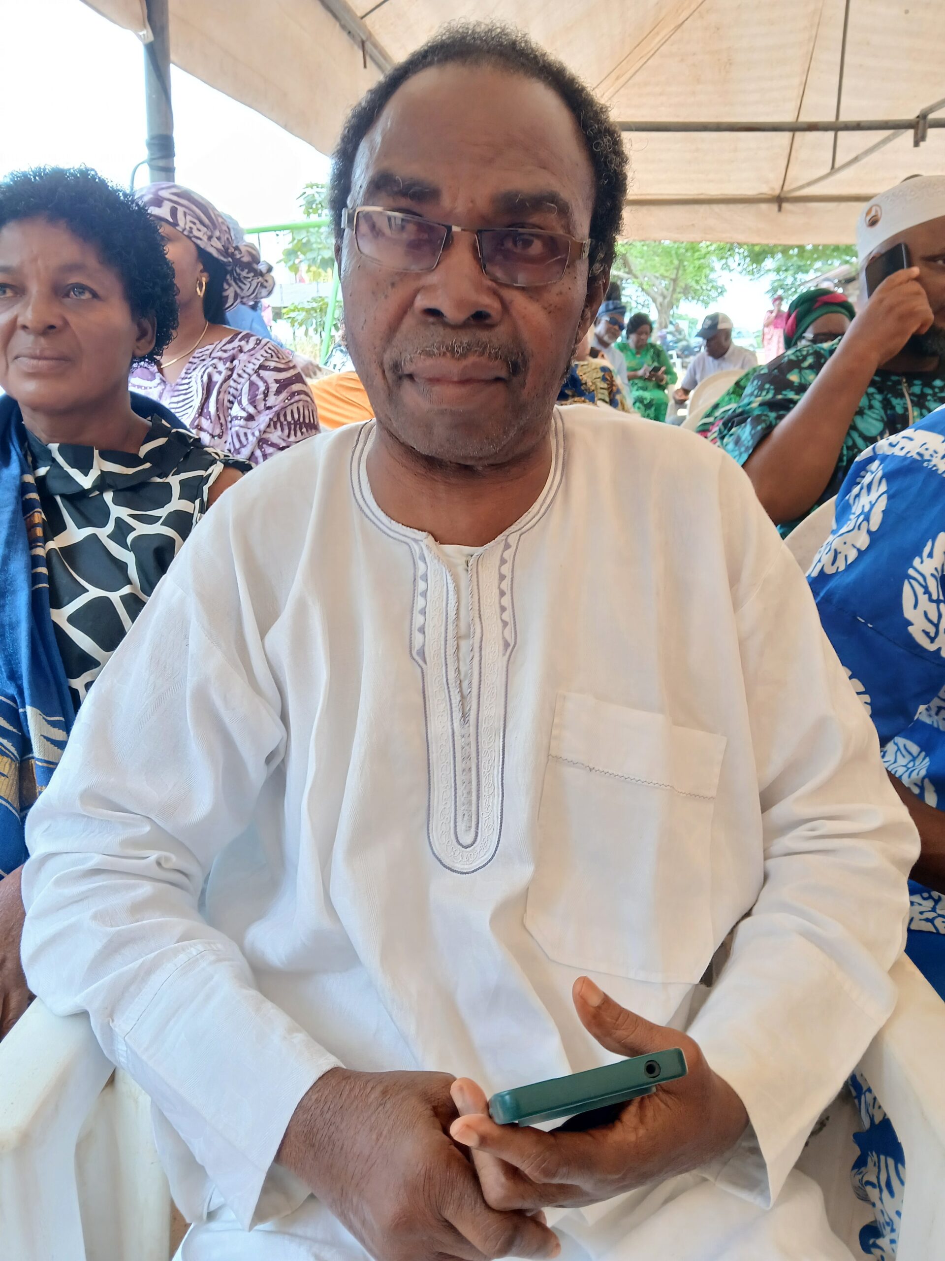 Elderly voter commends INEC, security operatives, raises concern over BVAS delay